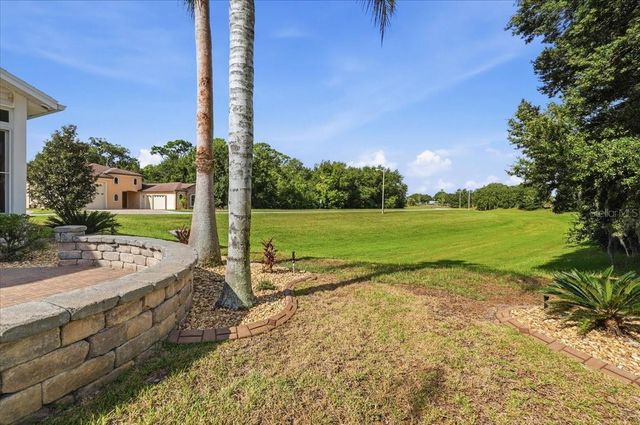 194 LAYNEWADE ROAD, Polk City, FL 33868