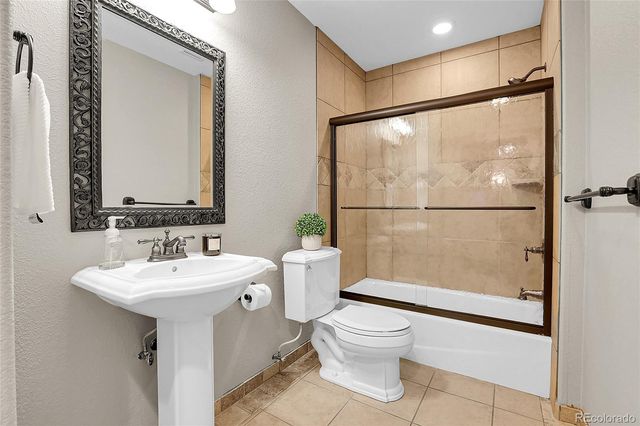 3220 S Nepal Way, Aurora, CO 80013