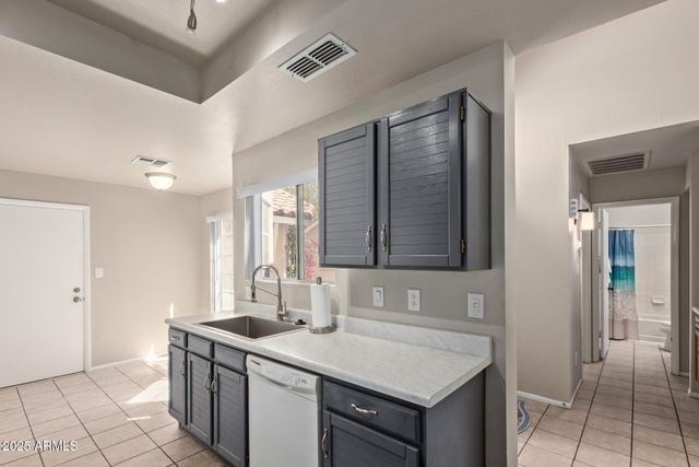 6734 S BRITTANY Lane, Tempe, AZ 85283