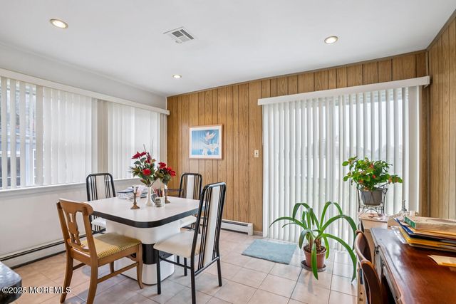 18 San Salvador Street, Toms River, NJ 08757