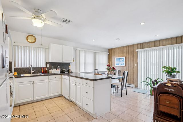 18 San Salvador Street, Toms River, NJ 08757