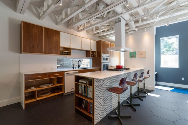 706 Oakley Street, Houston, TX 77006