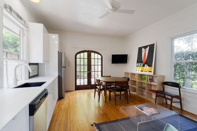 706 Oakley Street, Houston, TX 77006