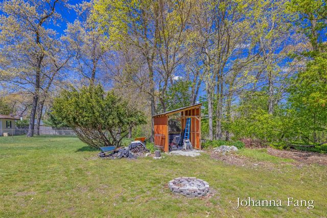 3160 Dorais Drive, Grand Rapids, MI 49525