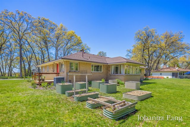 3160 Dorais Drive, Grand Rapids, MI 49525