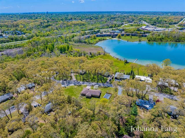 3160 Dorais Drive, Grand Rapids, MI 49525