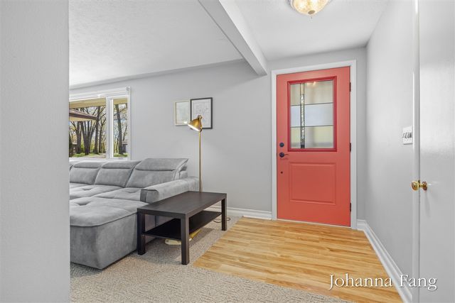 3160 Dorais Drive, Grand Rapids, MI 49525