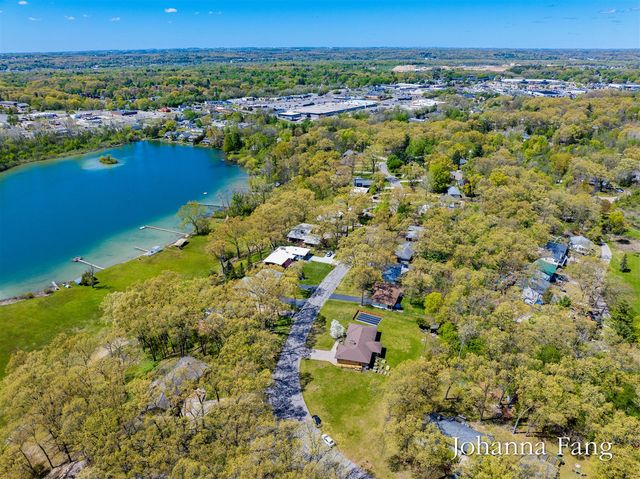 3160 Dorais Drive, Grand Rapids, MI 49525