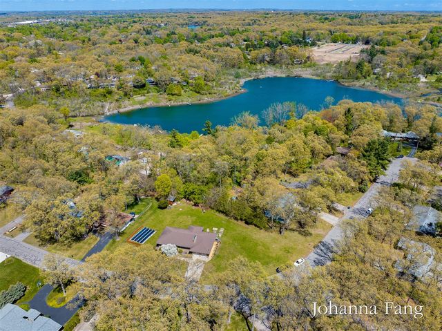 3160 Dorais Drive, Grand Rapids, MI 49525
