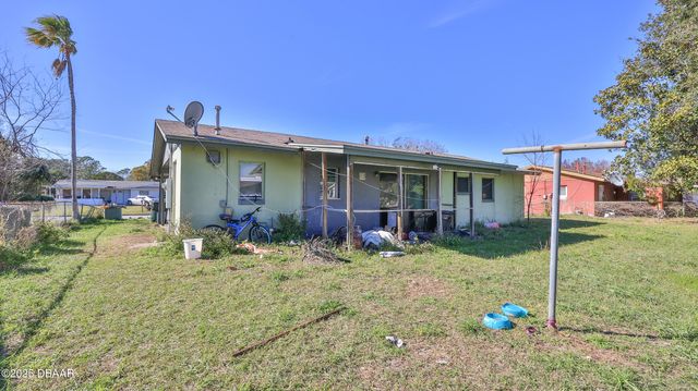 1029 S Gertrude Court, Daytona Beach, FL 32117