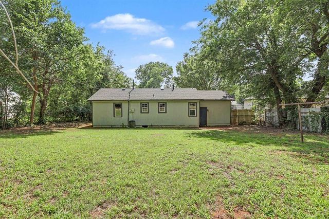 4008 Crabtree Cove, Midwest City, OK 73110