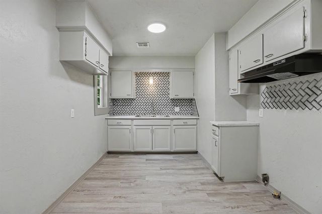 4008 Crabtree Cove, Midwest City, OK 73110