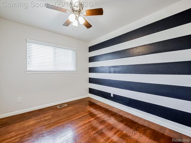 29340 Fairfield Avenue, Warren, MI 48088