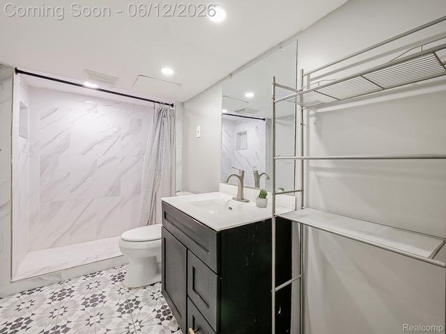 29340 Fairfield Avenue, Warren, MI 48088