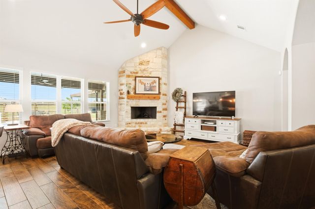 2603 River Road, Sealy, TX 77474