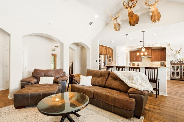 2603 River Road, Sealy, TX 77474