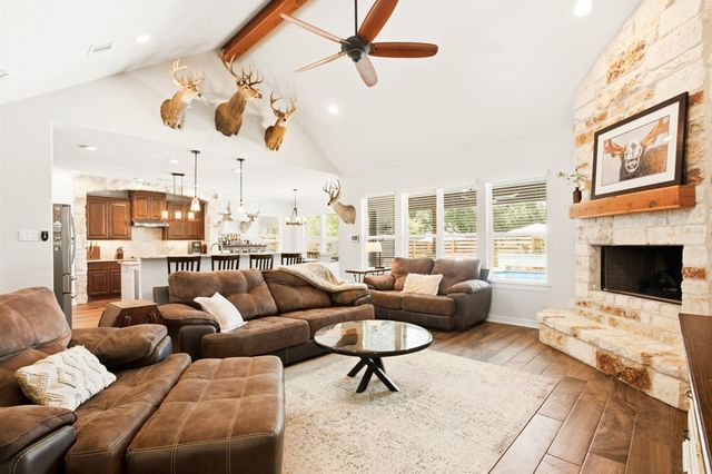 2603 River Road, Sealy, TX 77474