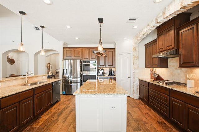 2603 River Road, Sealy, TX 77474