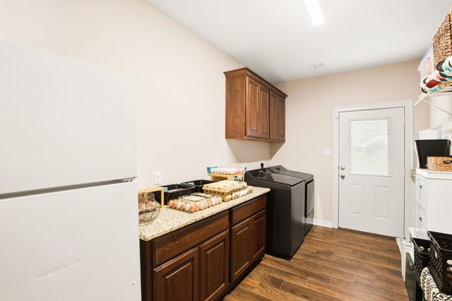 2603 River Road, Sealy, TX 77474