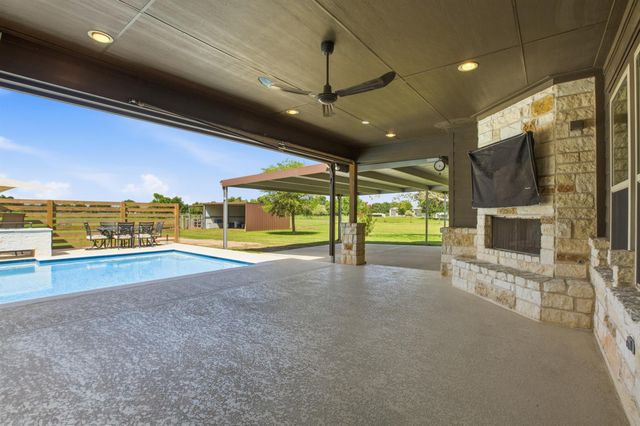 2603 River Road, Sealy, TX 77474