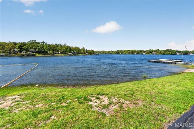 16 Monte Rosa Drive, De Soto, MO 63020