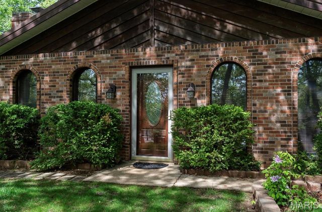 16 Monte Rosa Drive, De Soto, MO 63020
