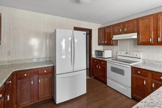 16 Monte Rosa Drive, De Soto, MO 63020