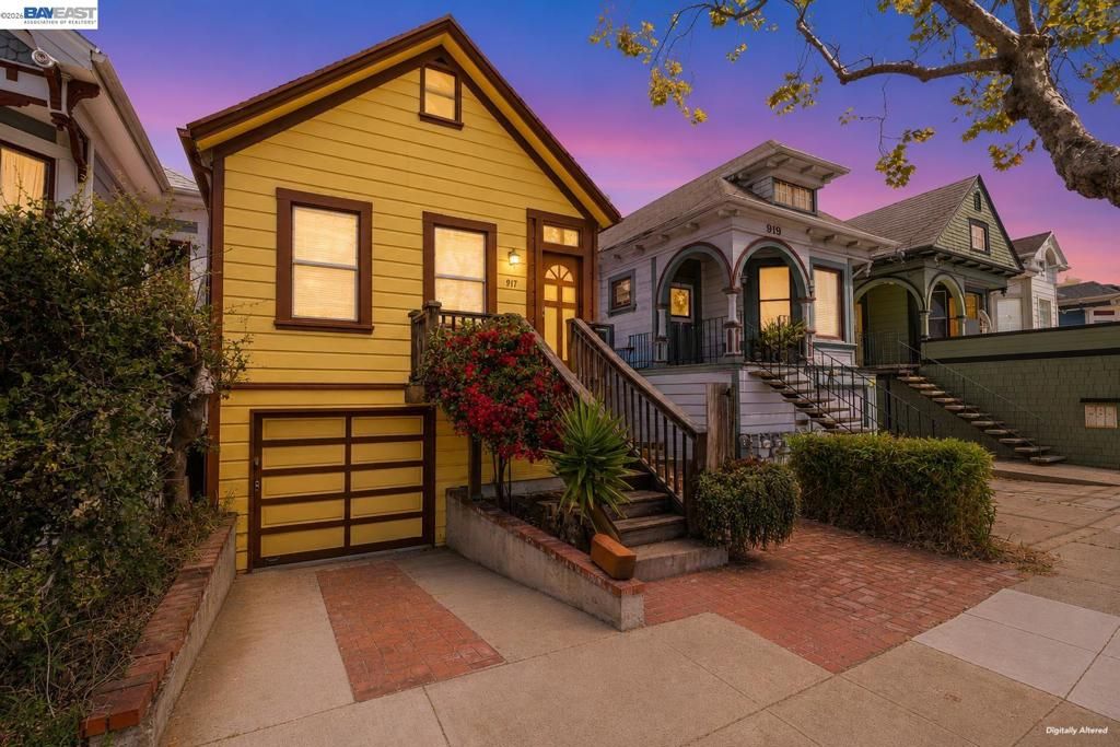 Image 2 of property listing at 917 Central Ave, Alameda, CA 94501