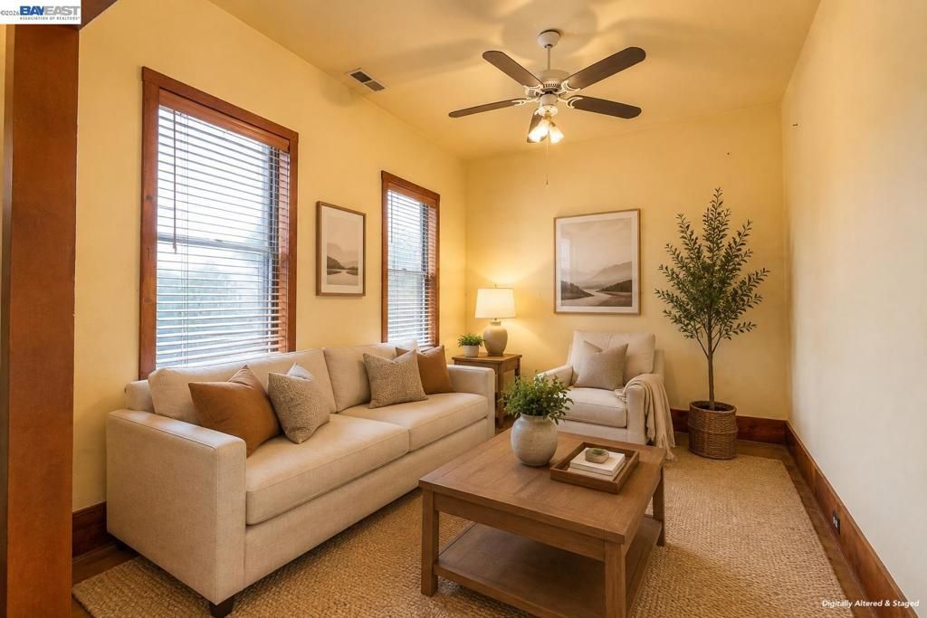 Image 5 of property listing at 917 Central Ave, Alameda, CA 94501