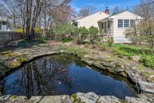 62 Martis Ave, Ramsey Boro, NJ 07446