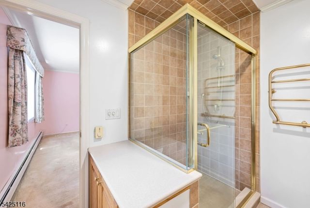 62 Martis Ave, Ramsey Boro, NJ 07446