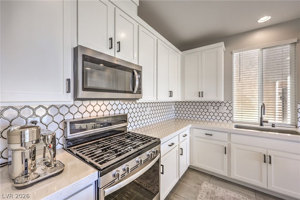 10632 Adeno Avenue, Las Vegas, NV 89166 — photo 4