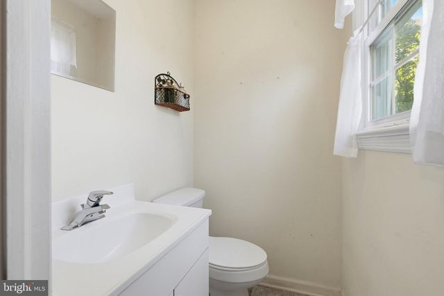 2209 DIAMOND ST, Sellersville, PA 18960