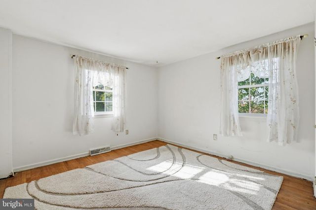 2209 DIAMOND ST, Sellersville, PA 18960