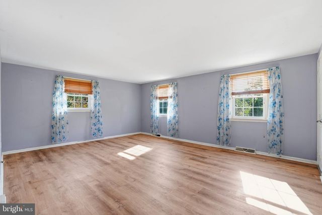 2209 DIAMOND ST, Sellersville, PA 18960