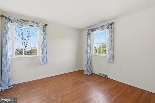 2209 DIAMOND ST, Sellersville, PA 18960