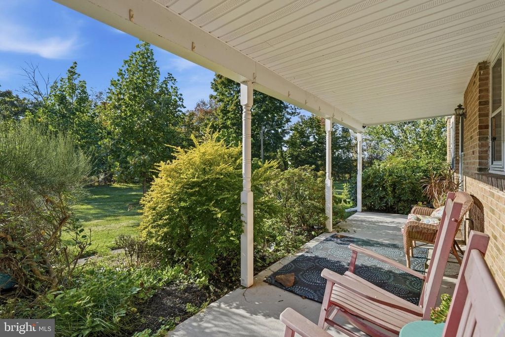 2209 DIAMOND ST, SELLERSVILLE, PA 18960 — photo 3
