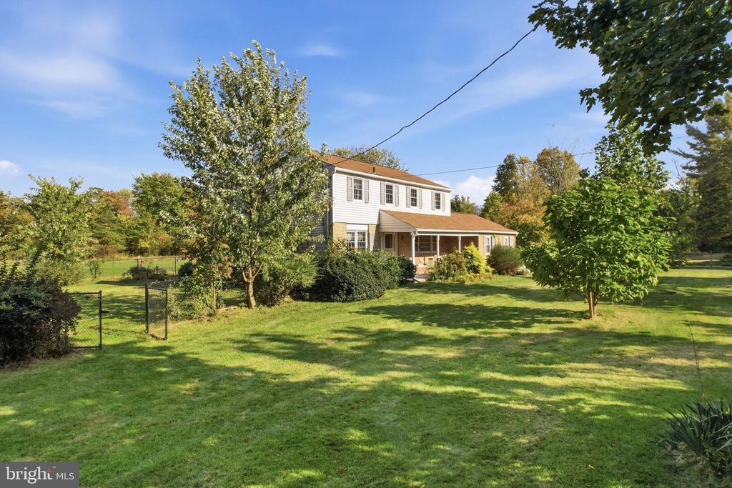 2209 DIAMOND ST, SELLERSVILLE, PA 18960 — photo 4