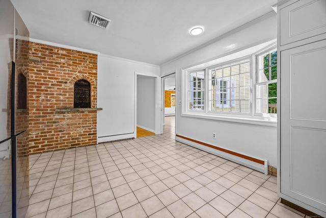 14 Horseshoe Lane, Madison, CT 06443