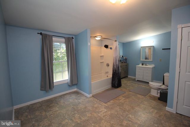 308 PINE ST, Carneys Point, NJ 08069