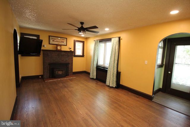 308 PINE ST, Carneys Point, NJ 08069