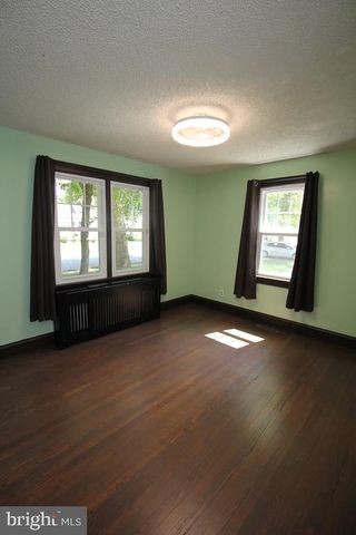 308 PINE ST, Carneys Point, NJ 08069