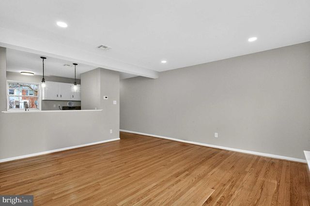 8 KENNEDY ST, Alexandria, VA 22305