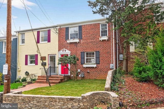 8 KENNEDY ST, Alexandria, VA 22305