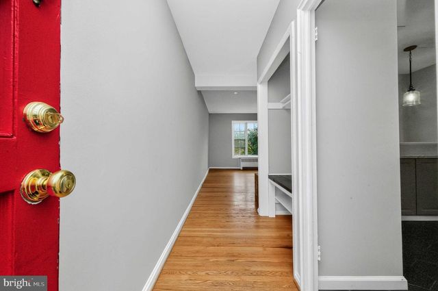 8 KENNEDY ST, Alexandria, VA 22305