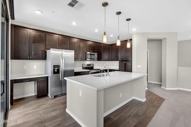 3900 E BASELINE Road 149, Phoenix, AZ 85042