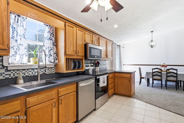 1830 E Boiling Spring Road, Southport, NC 28461