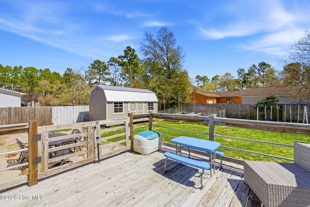 1830 E Boiling Spring Road, Southport, NC 28461