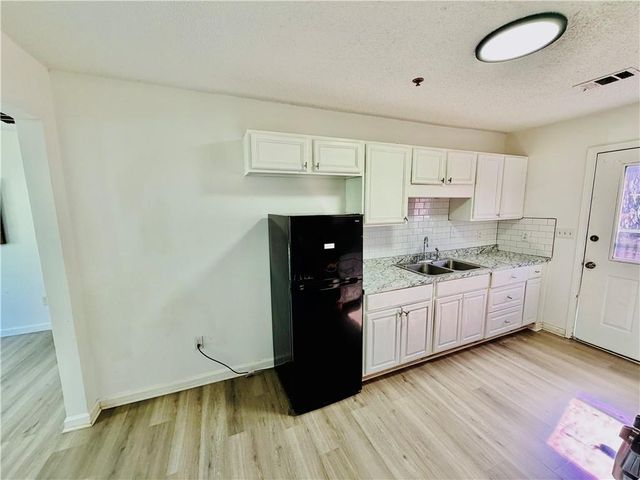 328 Roosevelt Circle NE, Marietta, GA 30060