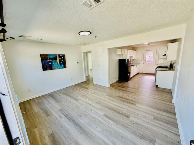 328 Roosevelt Circle NE, Marietta, GA 30060